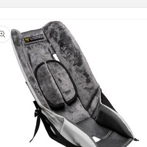 Burley infant snuggler